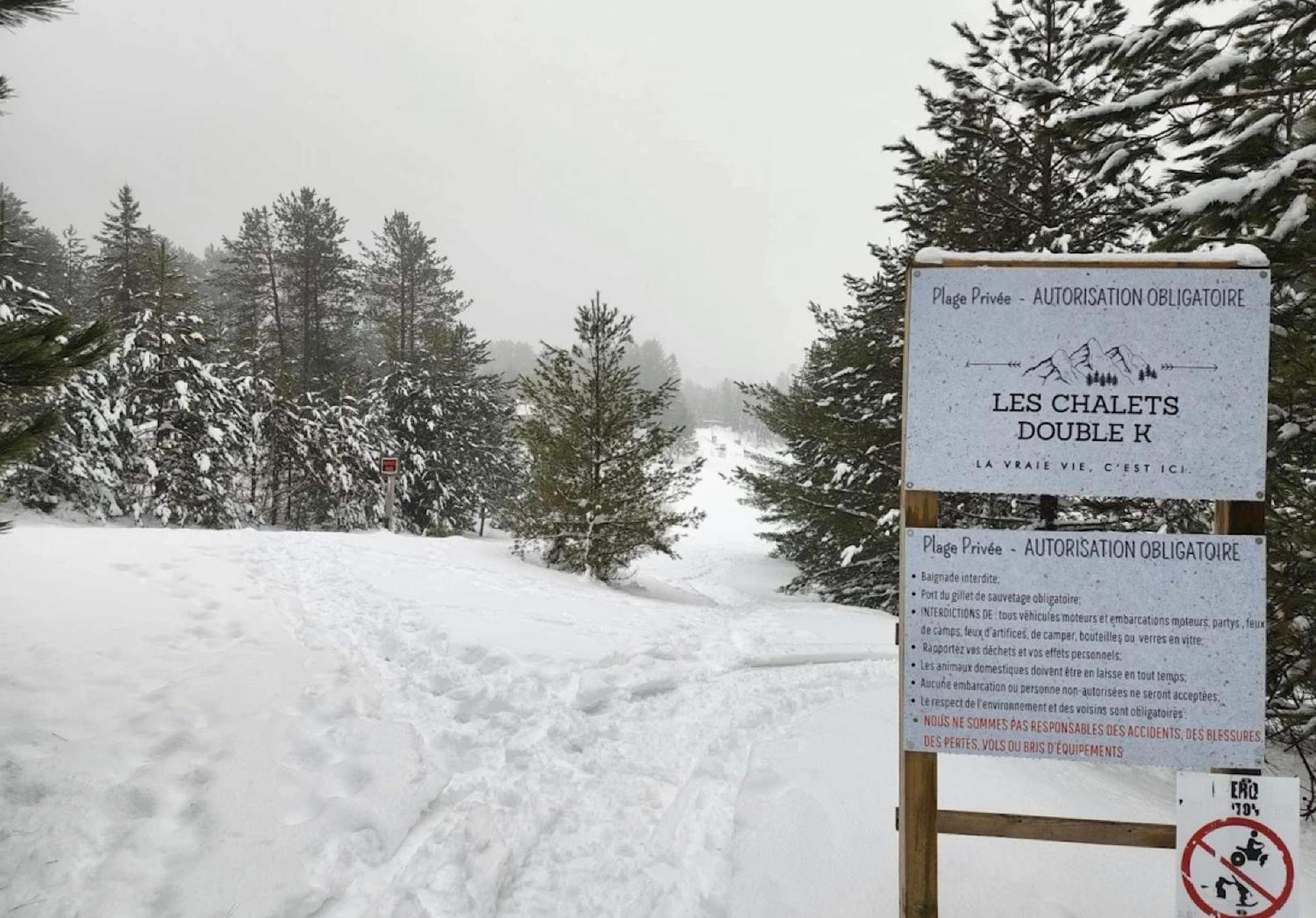 Les Chalets Double K # 3 サン・タレクシ・デ・モン エクステリア 写真